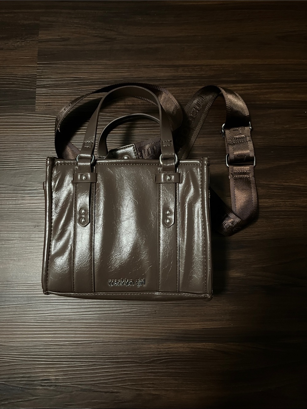 8 x 6.5 mini Madden Girl NWOT